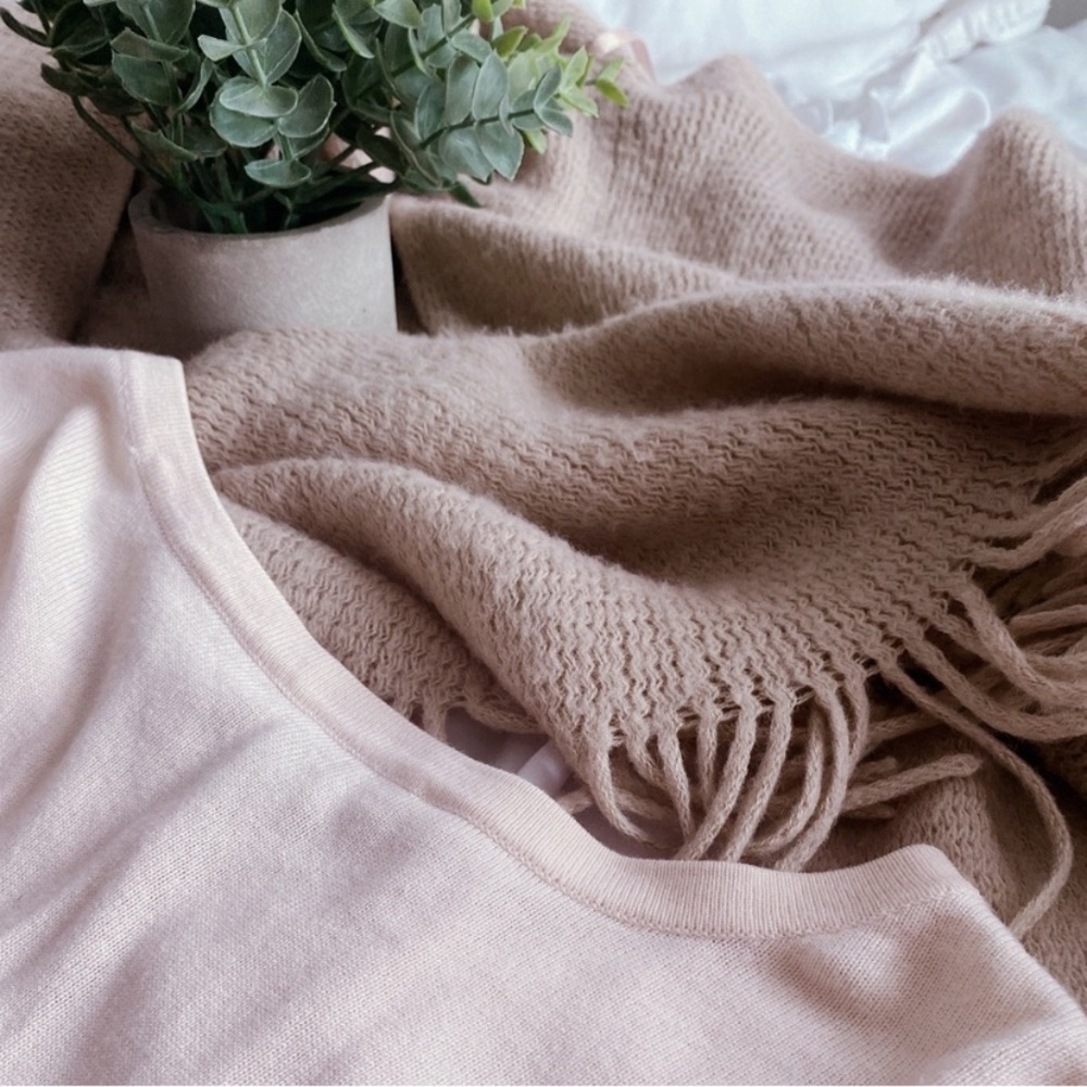 White House Black Market Pink Cardigan - Picture 5 of 16